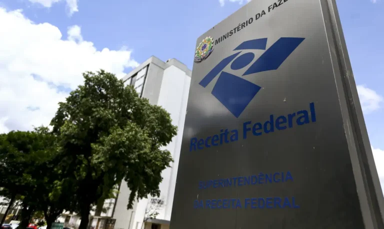 Fachada da Receita Federal