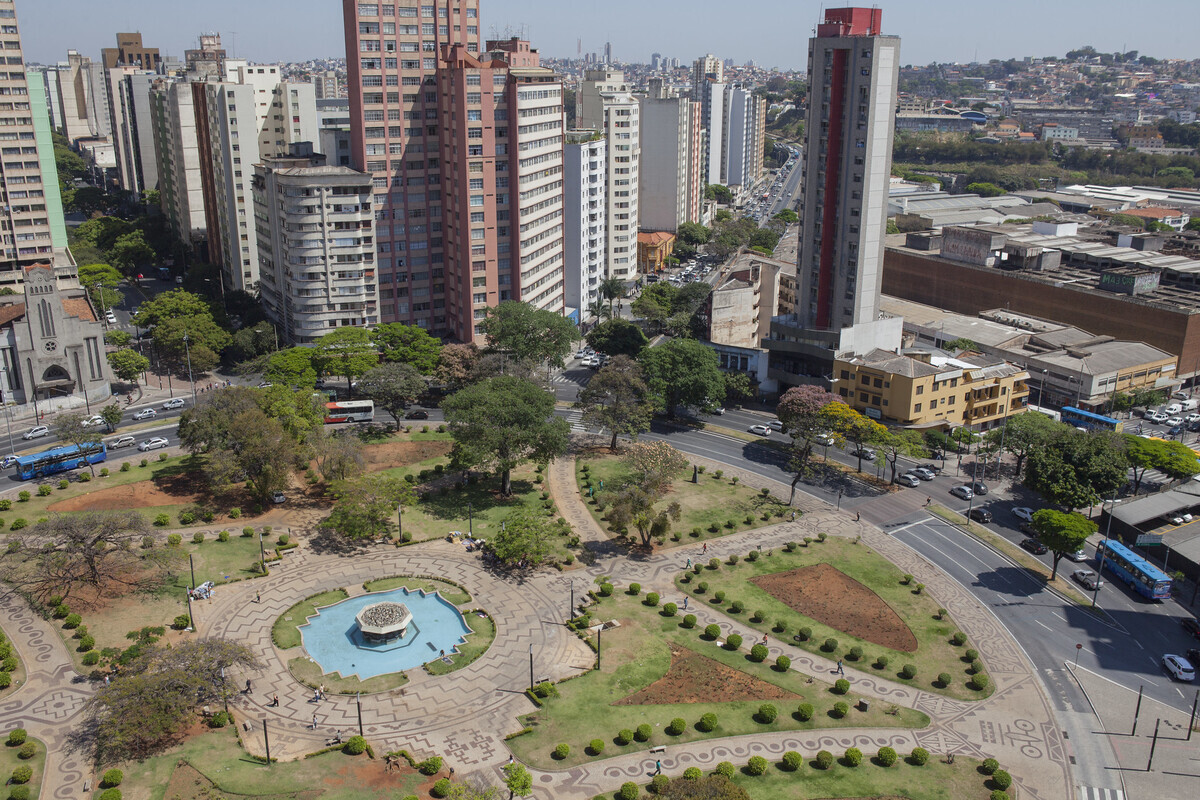 Praça Raul Soares