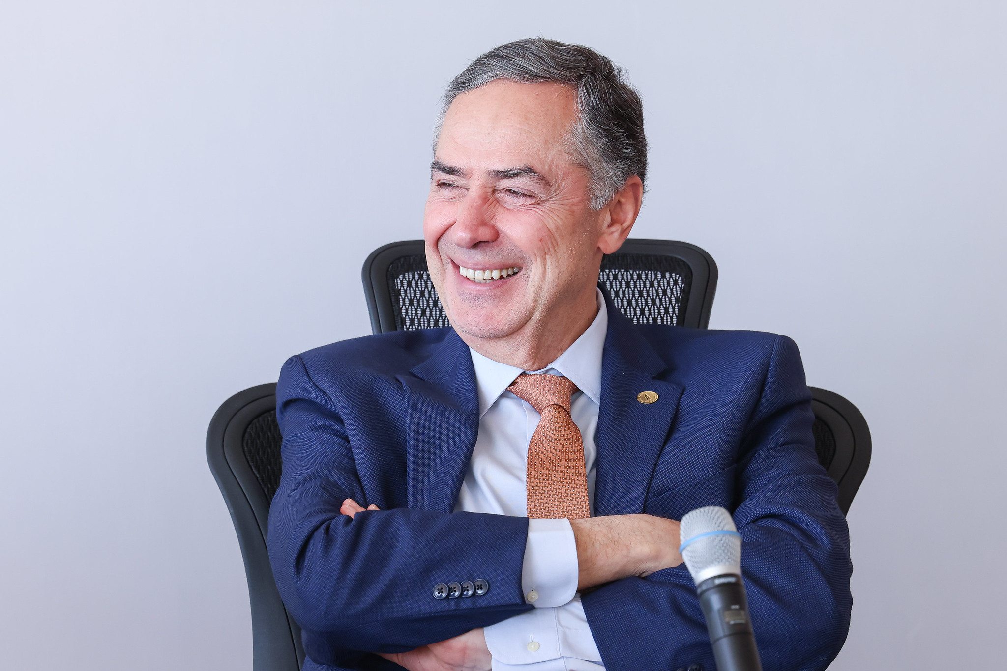 Declarações de Barroso empurram para frente decisão de Pacheco sobre governo de Minas