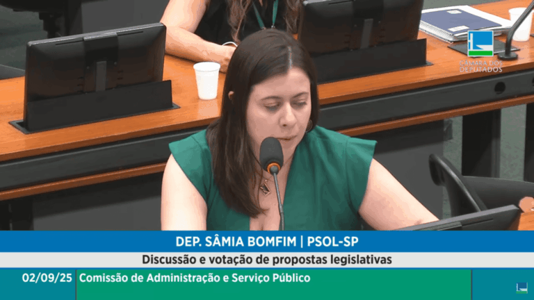 Sâmia Bomfim na Comissão de Administração