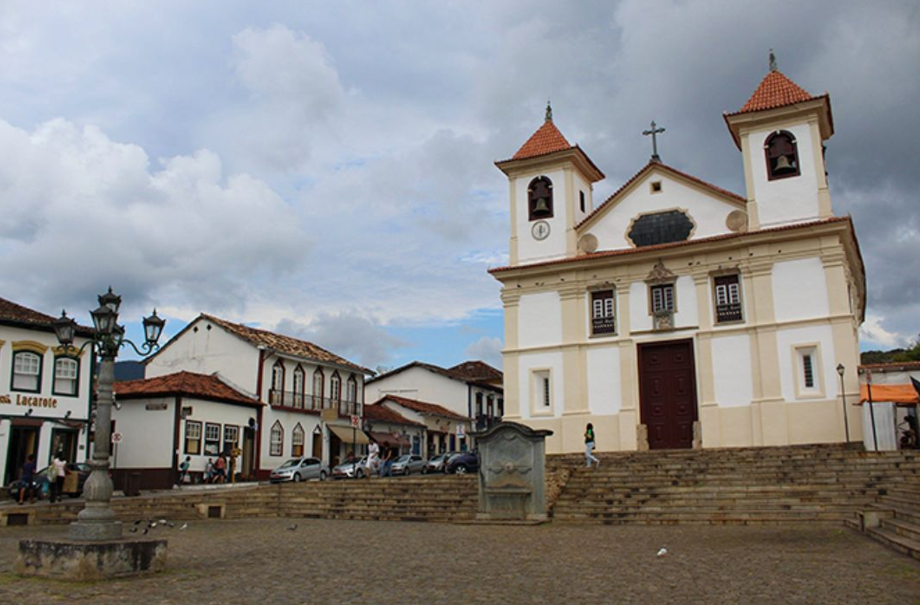 A Arquidiocese de Mariana