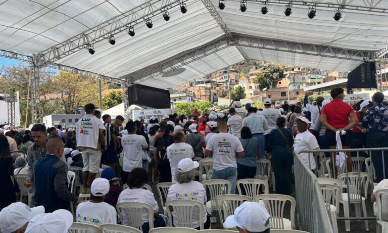 Plateia em evento de Lula em BH