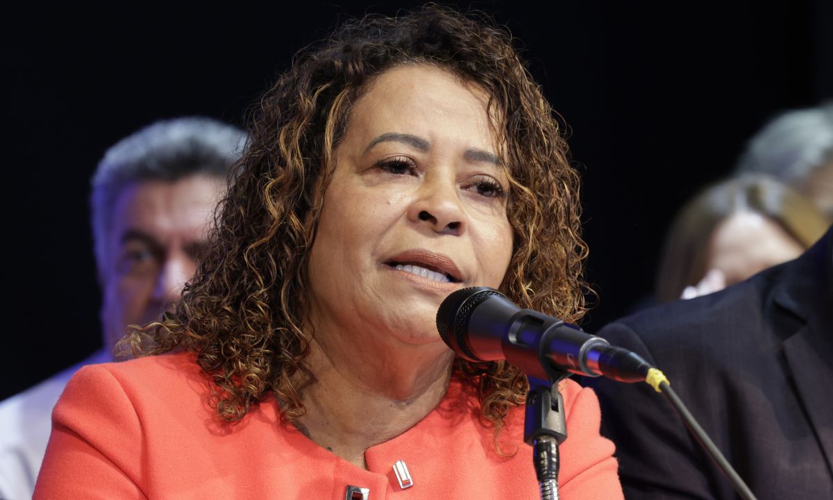 A deputada estadual Leninha