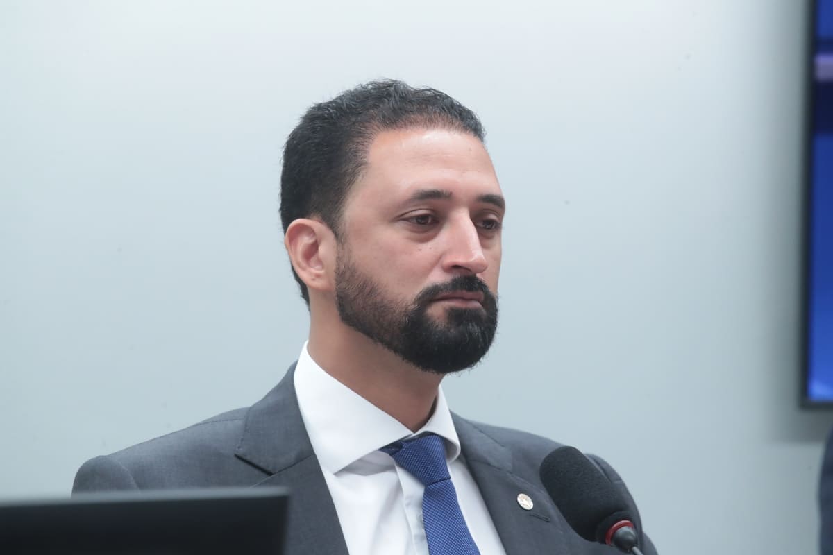 Mauricio do Vôlei na Comissão de Esporte