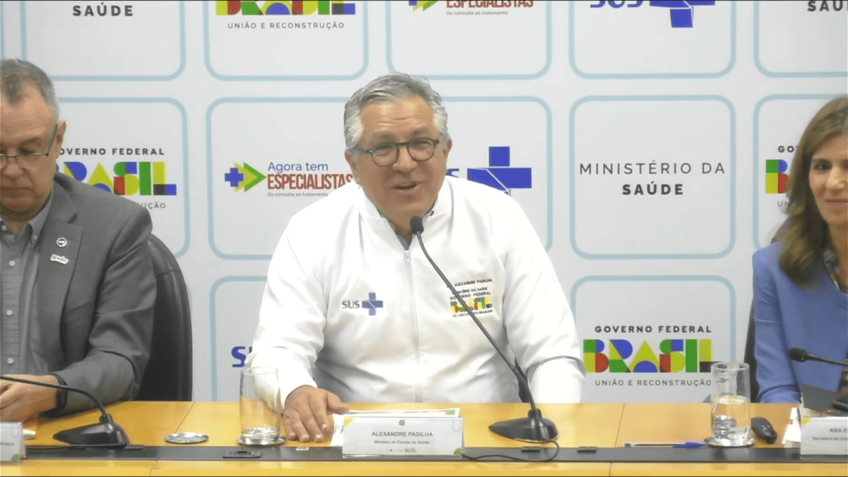 Alexandre Padilha em coletiva