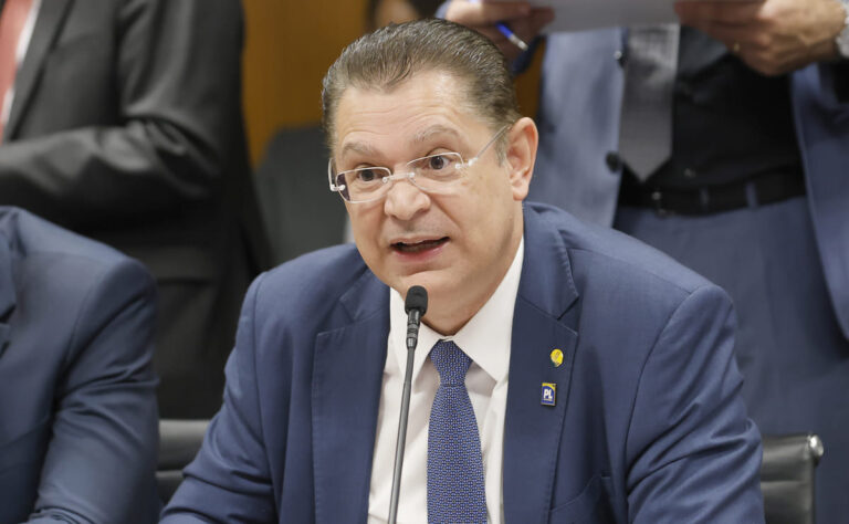 Sóstenes Cavalcante