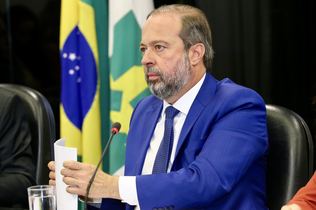 Alexandre Silveira no CNPE