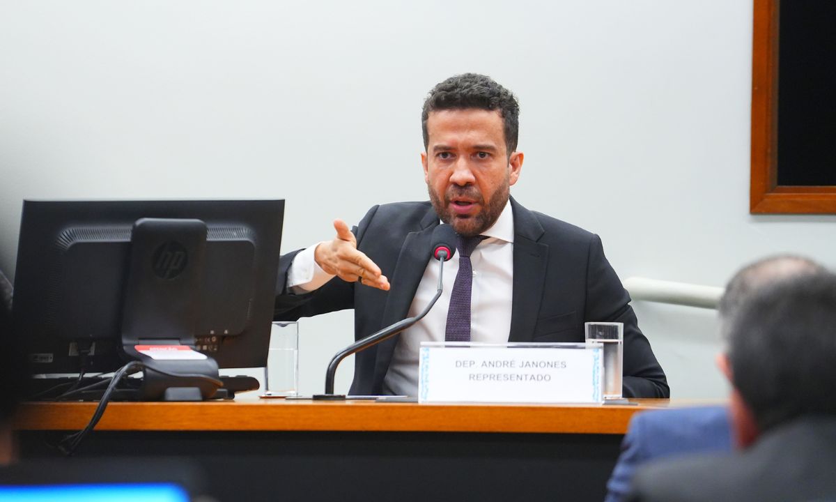 O deputado federal André Janones