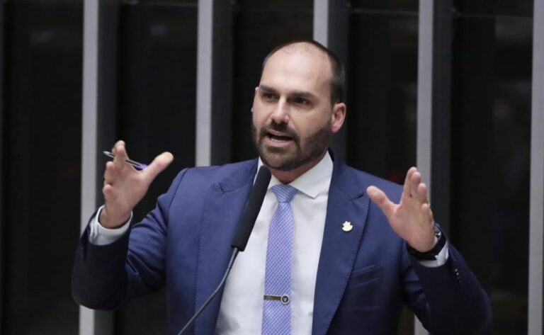 O deputado federal Eduardo Bolsonaro (PL-SP) responde a quatro representações no Conselho de Ética da Câmara