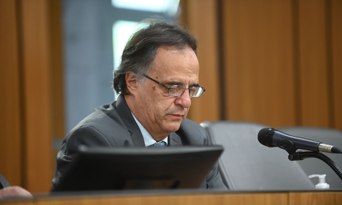 O deputado Mauro Tramonte