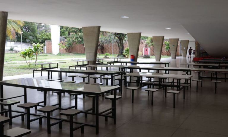 O interior do Estadual Central