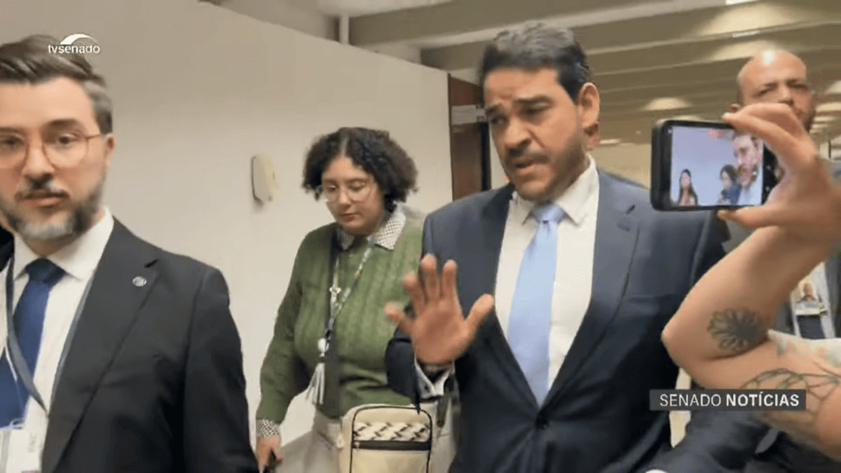 Jorge Messias no Senado