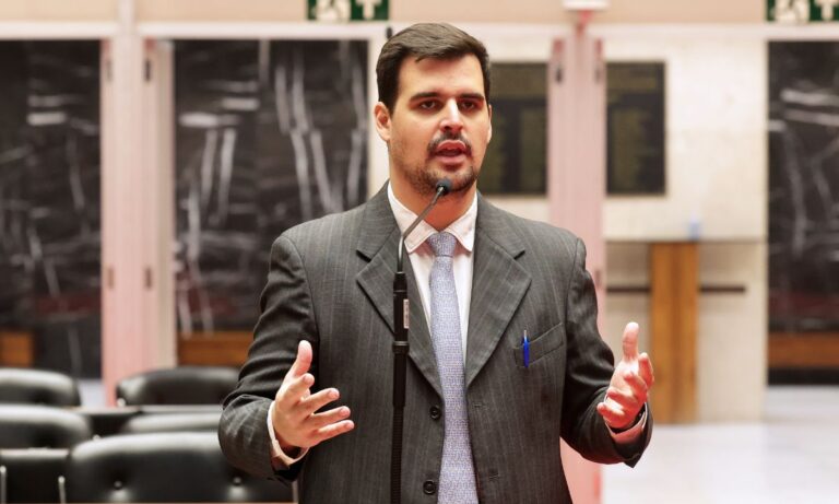 O deputado Bruno Engler