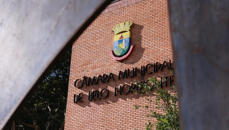 fachada camara de bh