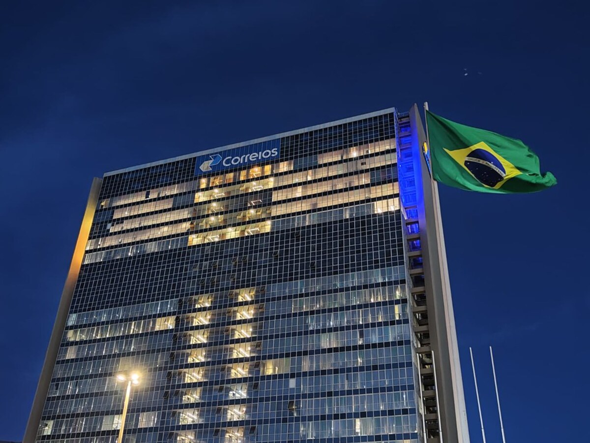 Fachada, prédio dos Correios