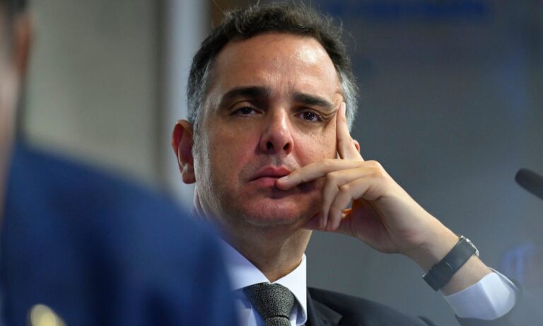 O senador Rodrigo Pacheco