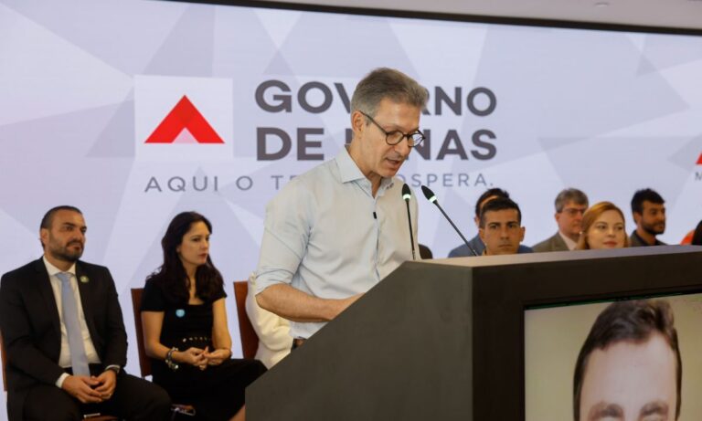 O governador Romeu Zema