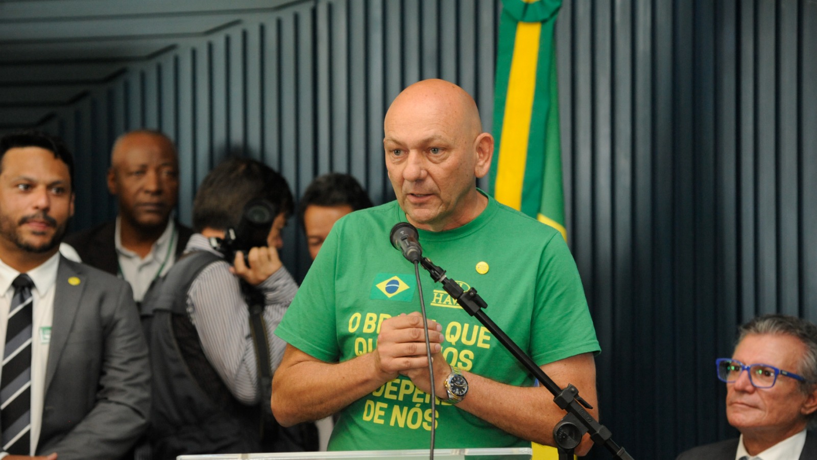 TRE de Minas reforma decisão anterior e afasta rejeição da denúncia contra Luciano Hang por coação eleitoral