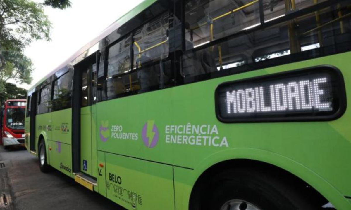 Ônibus elétrico
