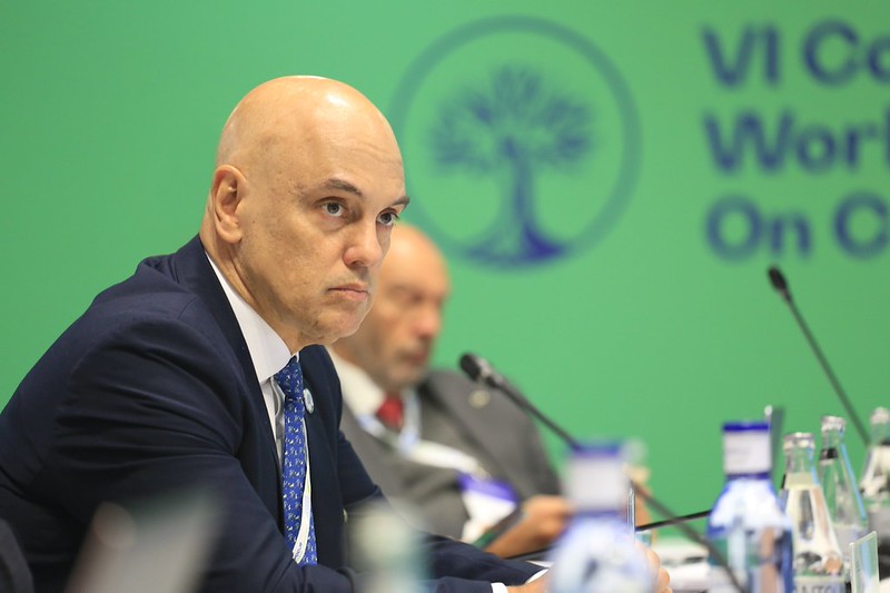 O ministro Alexandre de Moraes, do STF, durante conferência