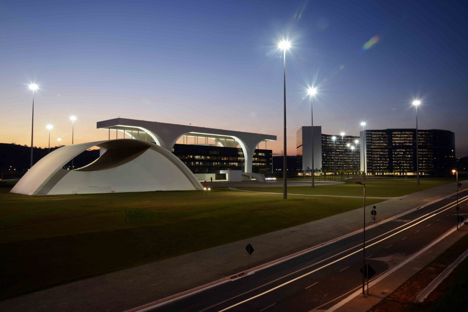 Na foto, a Cidade Administrativa de Minas Gerais