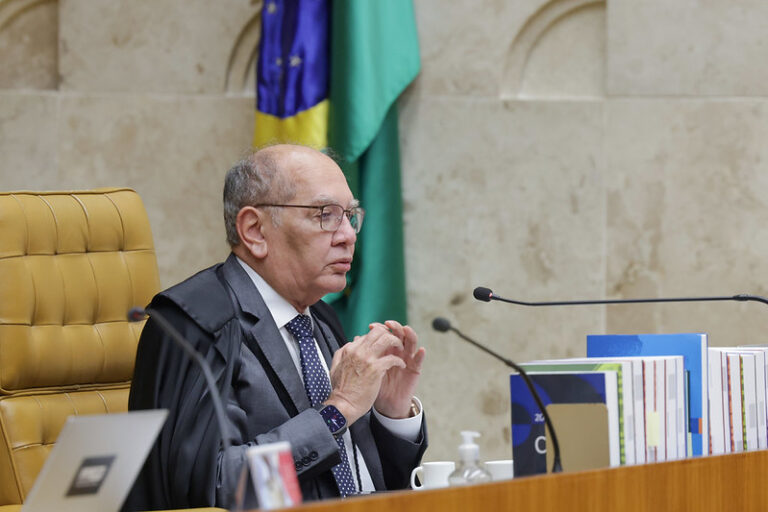 O ministro Gilmar Mendes durante julgamento no STF.