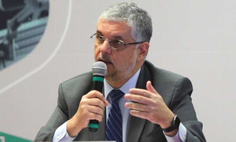 O ex-secretário Gustavo Barbosa