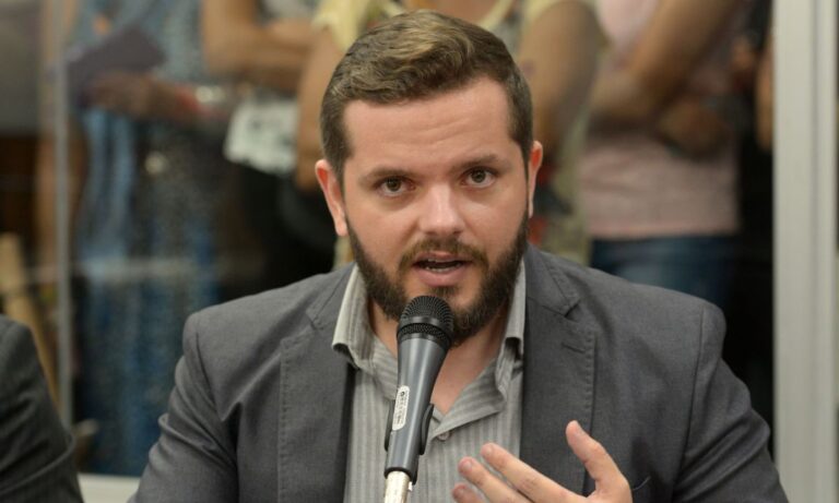 O ex-vice-prefeito de Itaúna, Hidelbrando Neto