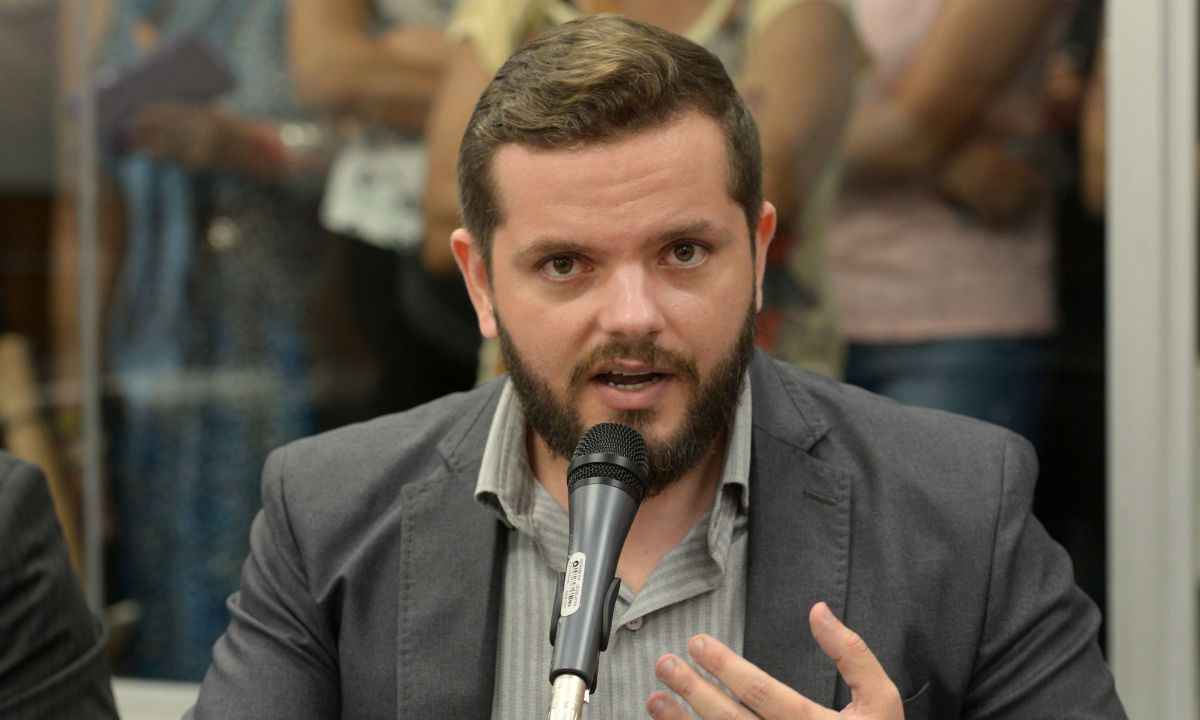 O ex-vice-prefeito de Itaúna, Hidelbrando Neto