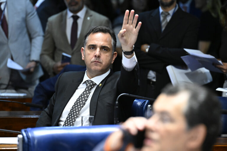 O senador Rodrigo Pacheco