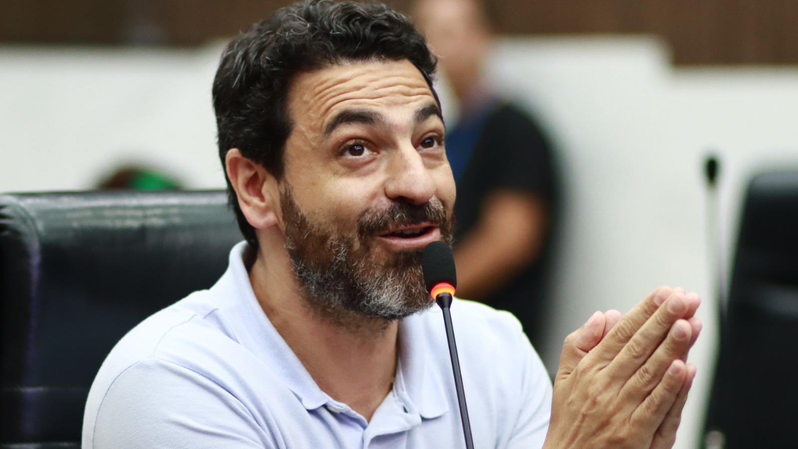 Vereador de Contagem faz acordo para encerrar investigação sobre uso ilegal de veículo e assessor da Câmara