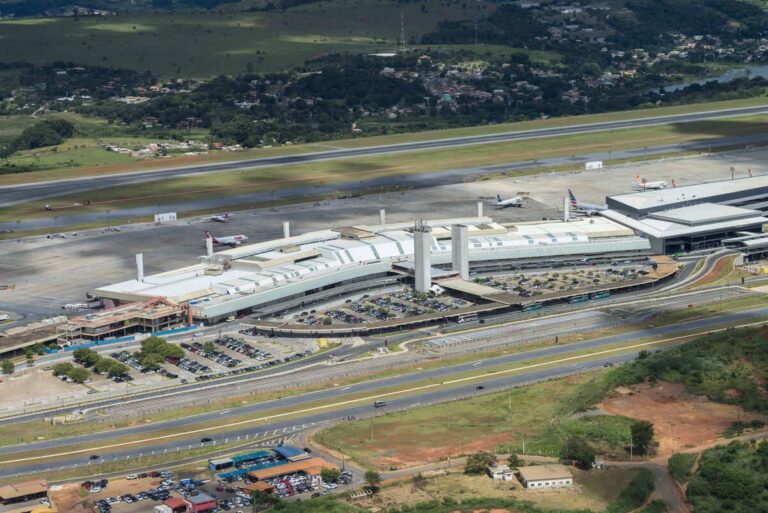 Aeroporto de CNF