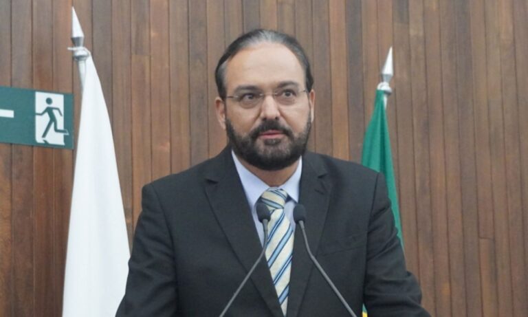 O desembargador Alexandre Victor de Carvalho