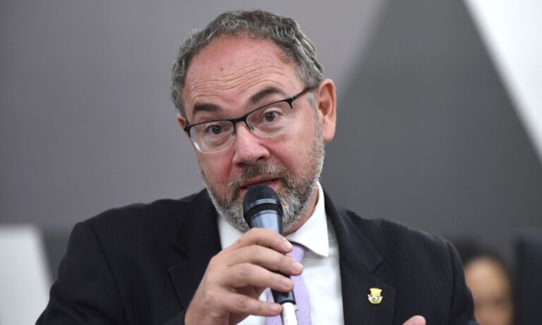 O porta-voz da Rede, Paulo Lamac