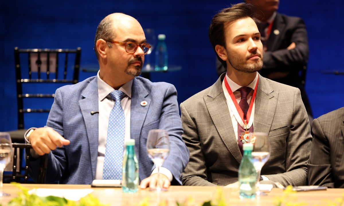 Mateus Simões e Tadeu Leite