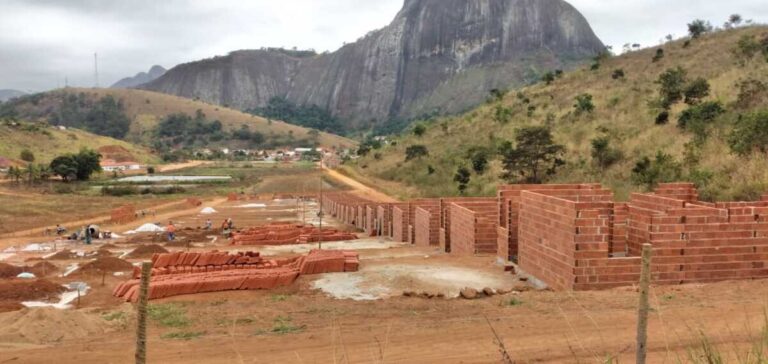 Obras em Ouro Verde de Minas