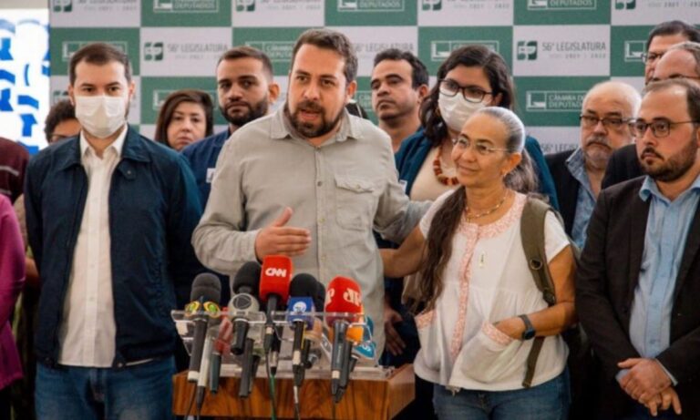 Dirigentes de Rede e Psol; entre eles, Guilherme Boulos e Heloísa Helena