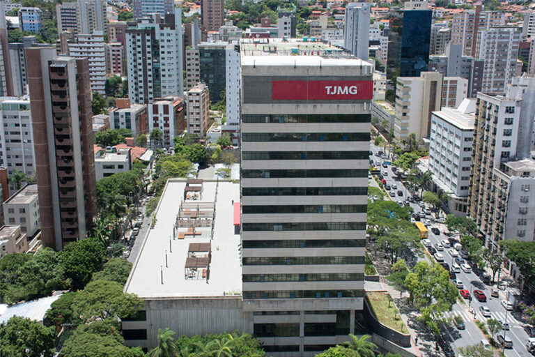 Na foto, a atual sede do Tribunal de Justiça de Minas Gerais, no bairro Serra, em Belo Horizonte