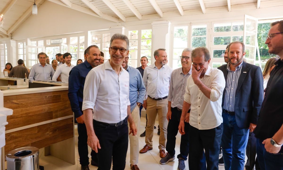 Romeu Zema e lideranças do Sul de Minas