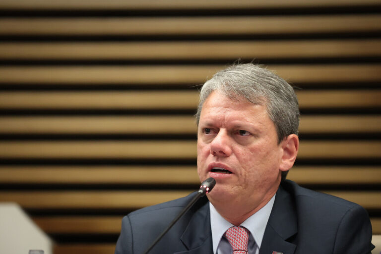 O governador paulista Tarcísio de Freitas.