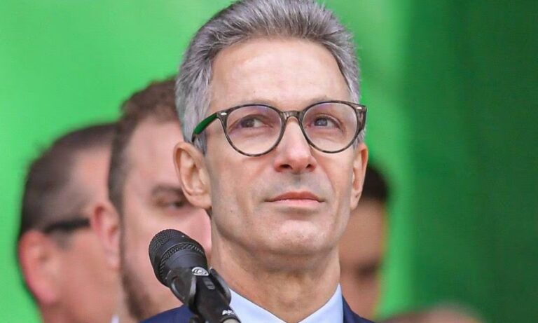 Zema com fundo verde
