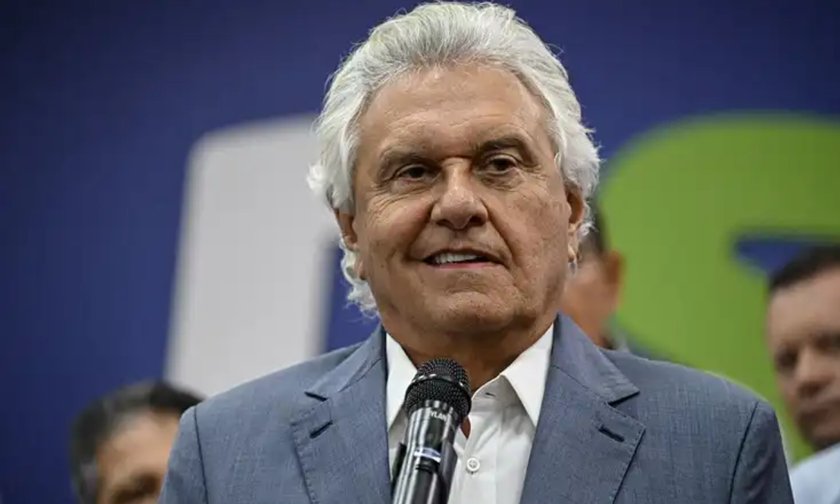 Ronaldo Caiado durante agenda política em Minas Gerais. Pré-candidato do PSD ao Palácio do Planalto aposta em prefeitos do interior para ampliar popularidade e fortalecer palanque no estado.