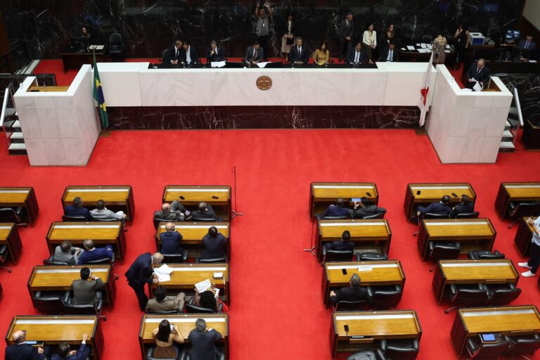 Na foto, o plenário da Assembleia Legislativa de Minas Gerais (ALMG)