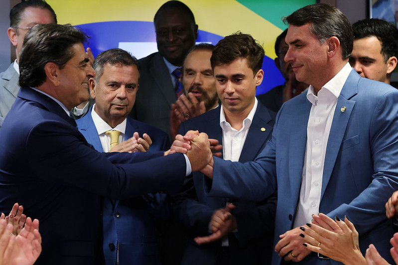 Domingos Sávio, Nikolas Ferreira e Flávio Bolsonaro