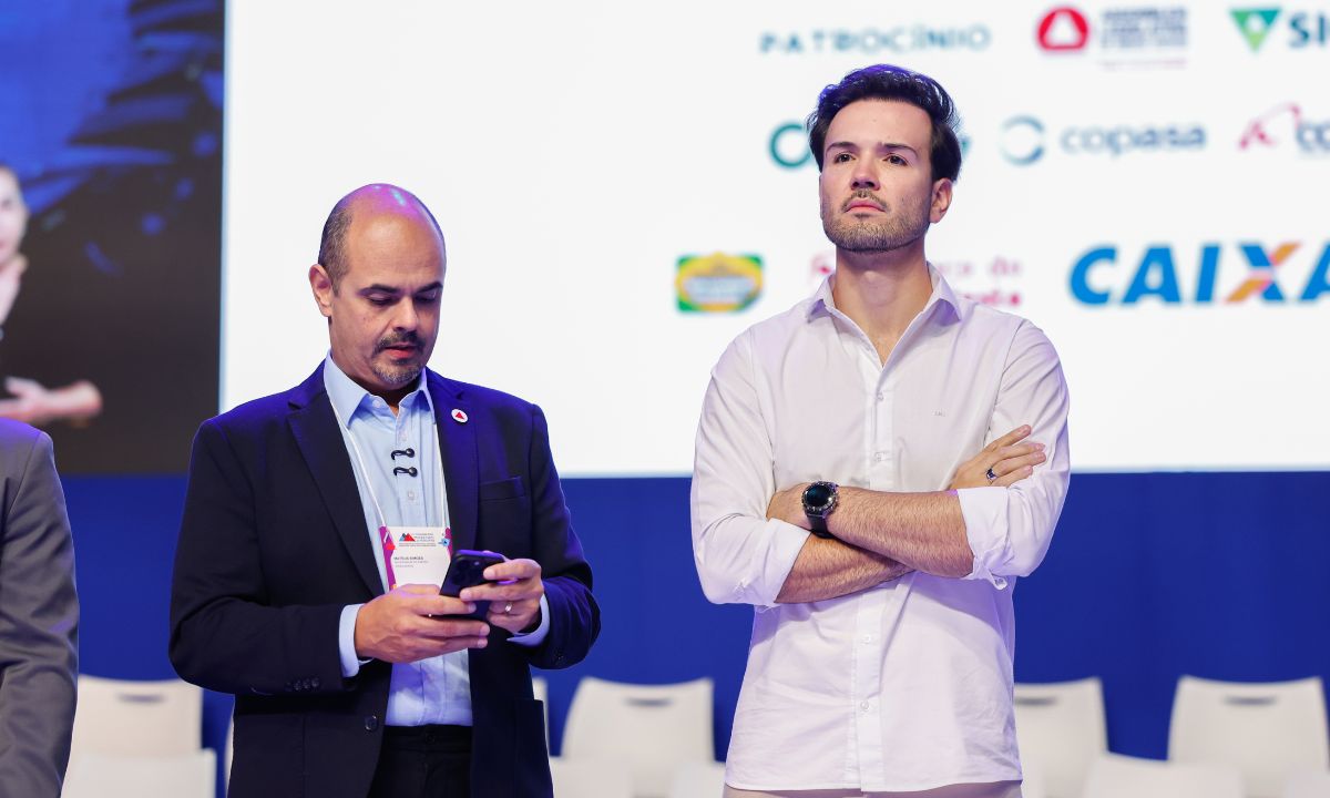 Mateus Simões e Tadeu Leite