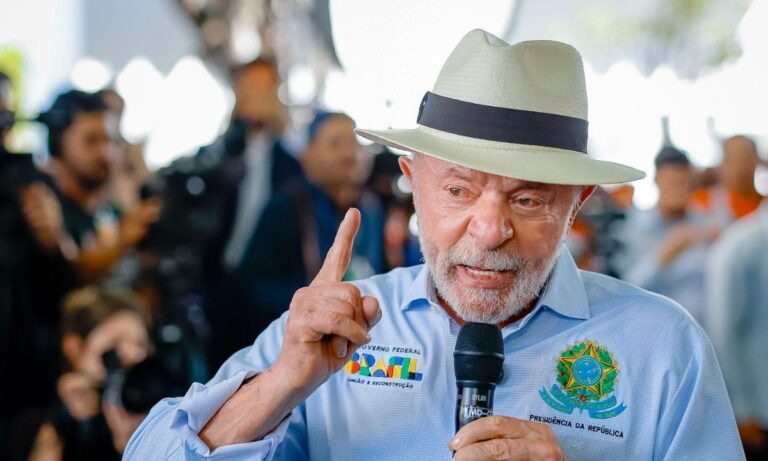 Lula em palanque