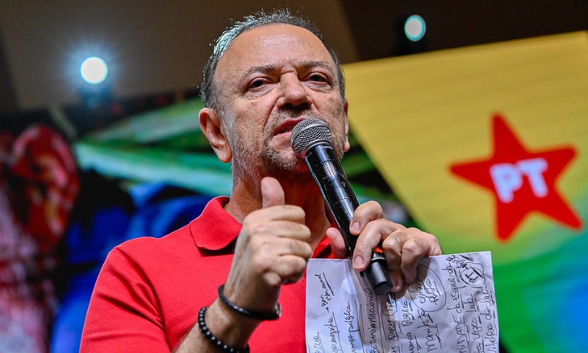 O presidente nacional do PT, Edinho Silva