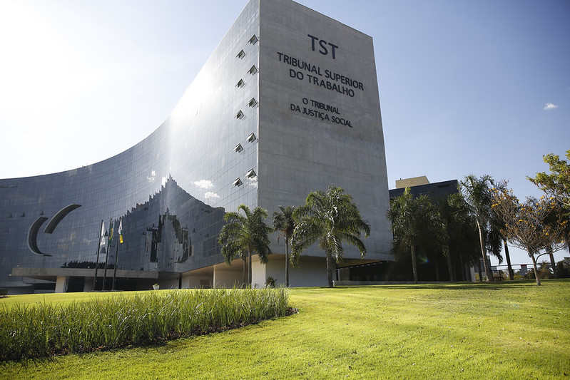 Prédio do Tribunal Superior do Trabalho (TST), com sede em Brasília-DF