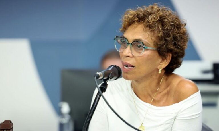 Marília em plenario