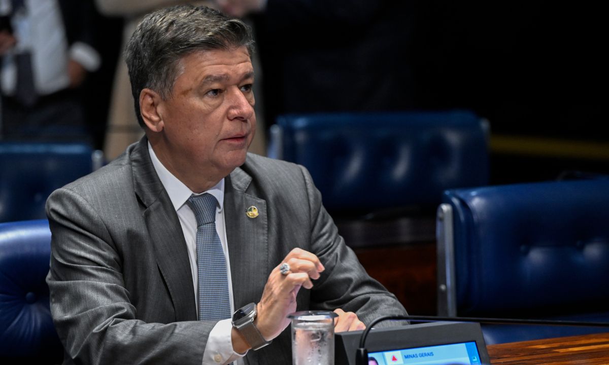 O senador Carlos Viana